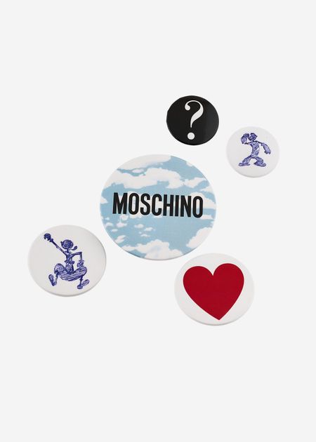 Броши Moschino Набор из 5 значков Moschino