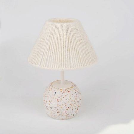 Соляной светильник ARYA HOME COLLECTION Светодиодная настольная лампа Arya Hut 18,3x18,3x26 см