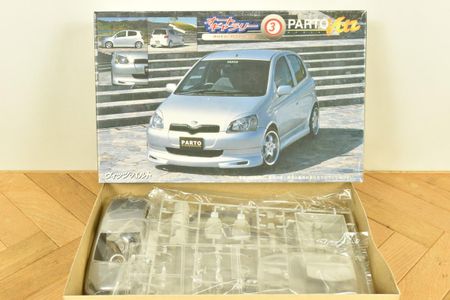 Fujimi 1/24 Auto Gallery Parto Vitz Toyota Model Kit Unassembled Japan
