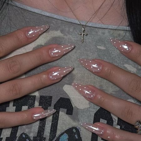 Simple nude wearing nail flash coating wearable nail piece white polka dot manicure fake nail