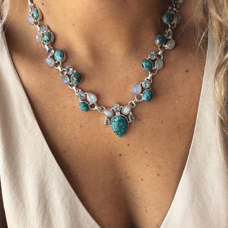 Bohemian Turquoise Necklace White Green Flower Design Fashionable Personalized Women Jewelry Accessory