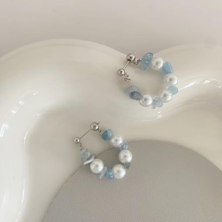 French Sea Breeze Pearl Earrings - Elegant Beaded Tassel with Whisper Blue Gravel, Multi-Wear Niche Design