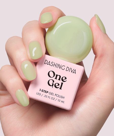 Dashing Diva One Gel Color Verdant