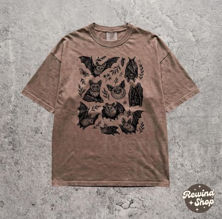 Vintage Bat Comfort Colors T-Shirt - Cottagecore Graphic Tee - Spooky Bats 90s Gothic Shirts L