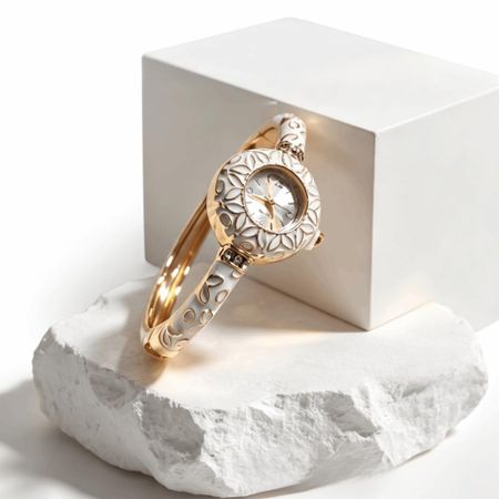 Round Shape Women s Watch Elegant Design Enamel Watch Exquisite Vintage Watch  Female Wear белый