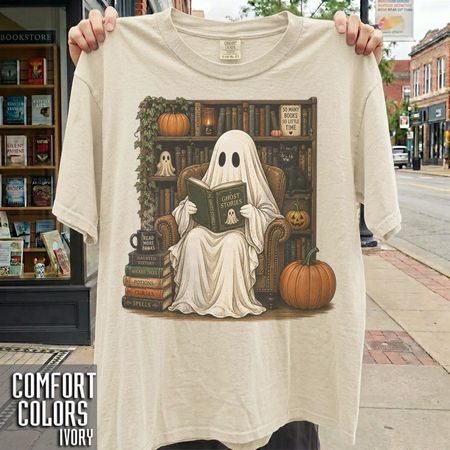 Ghost Reading Halloween T-Shirt M